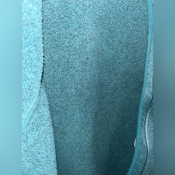 L.L. BEAN zip up fleece jacket - Picture 6 of 6